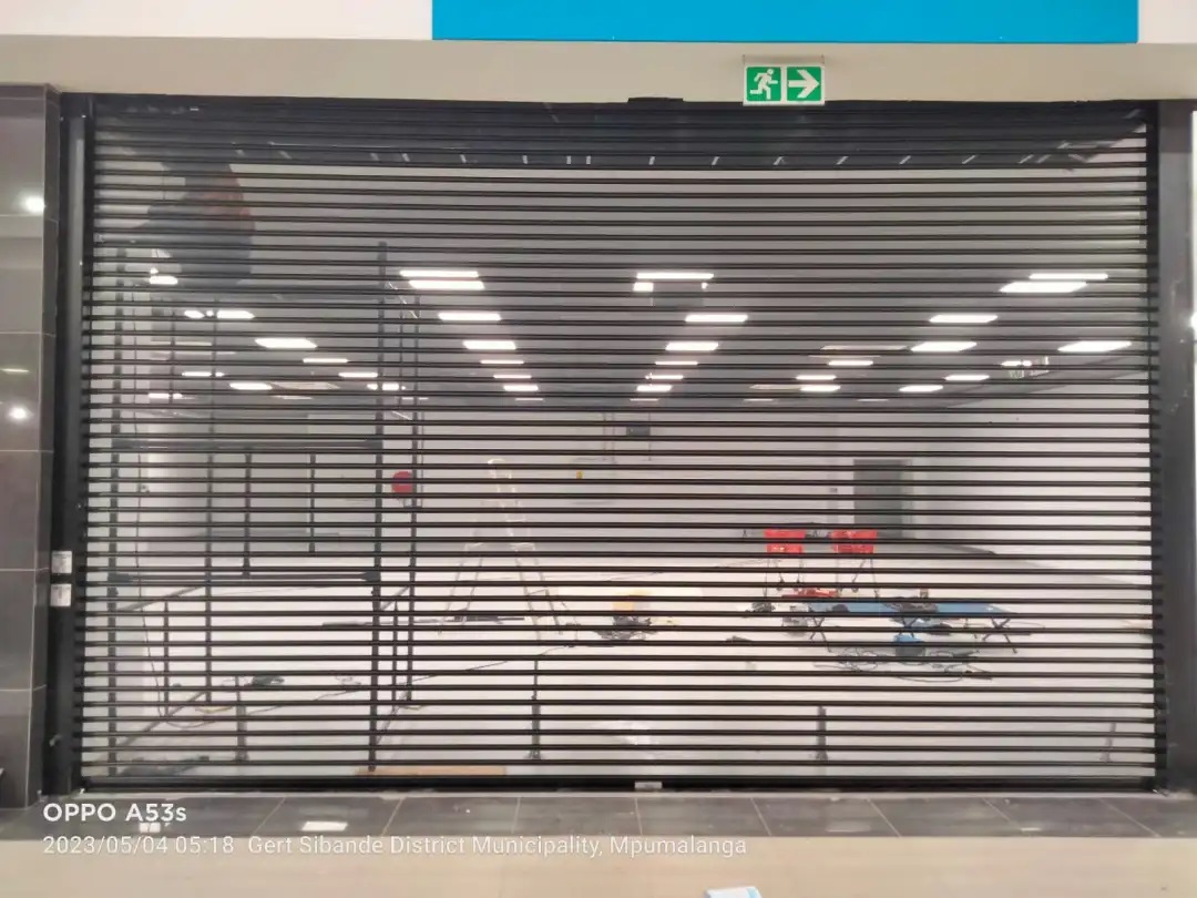 Transparent Rolling Shutter